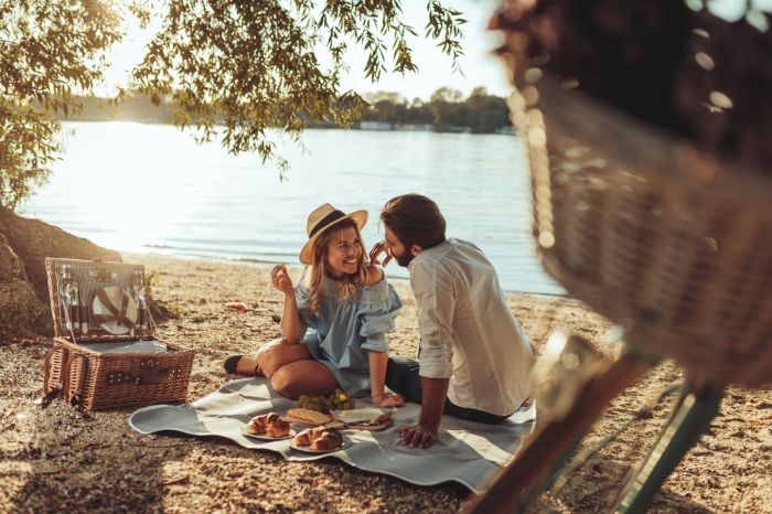 Radtour entlang der Elbe mit Picknick am Elbstrand